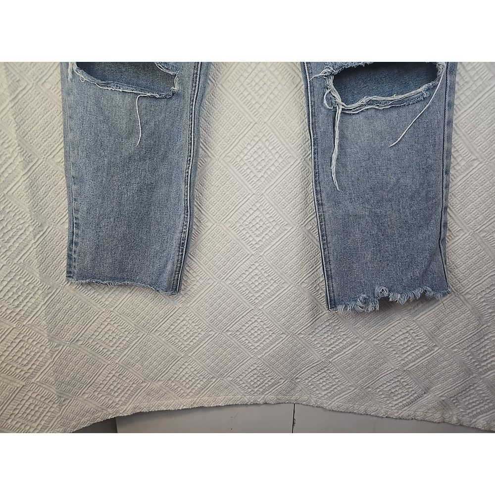 Vervet Size 31 High Rise Distressed Straight Leg Raw Hem Blue Denim Jeans - Picture 8 of 11